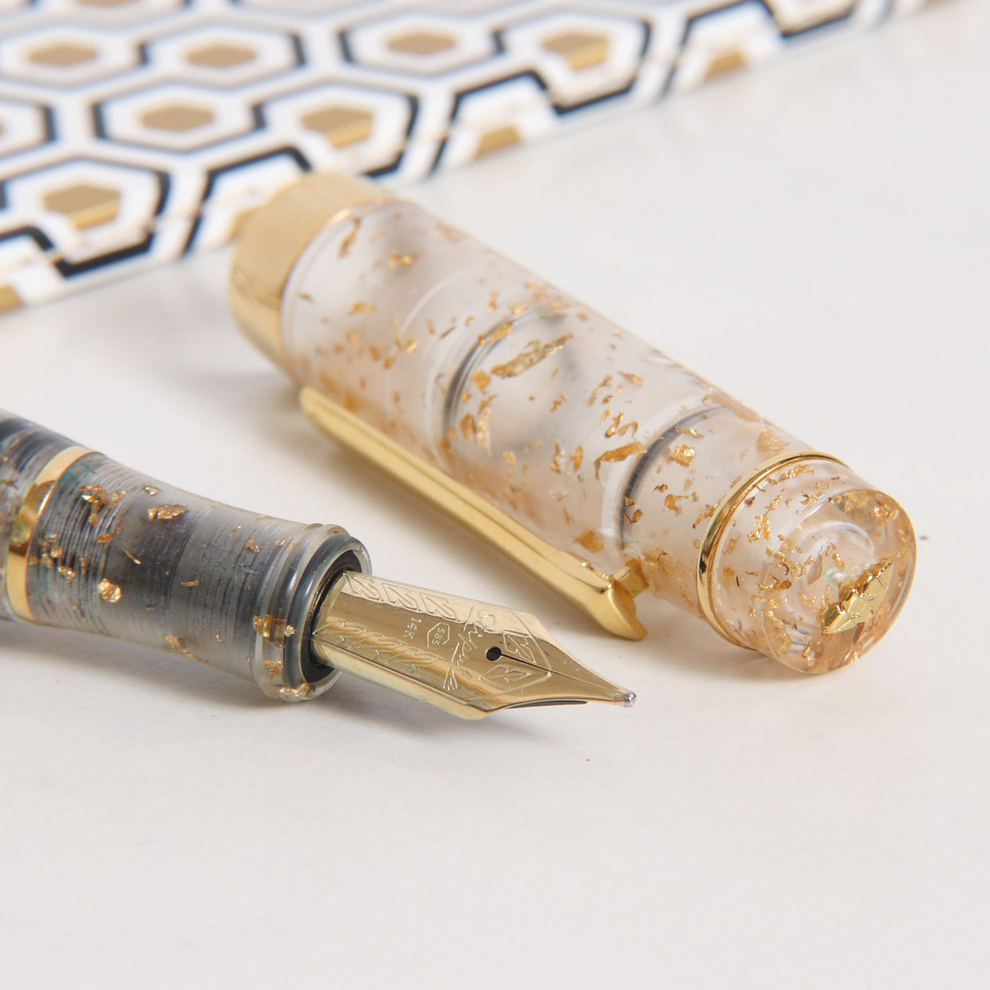 Stipula Suprema Foglia D'Oro Limited Edition Fountain Pen Nib Details
