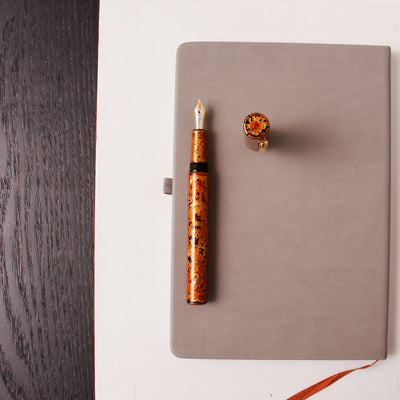 Taccia Raden Reserve Autumn Rustle Fountain Pen