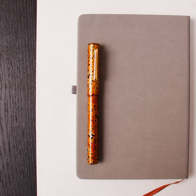 Taccia Raden Reserve Autumn Rustle Fountain Pen