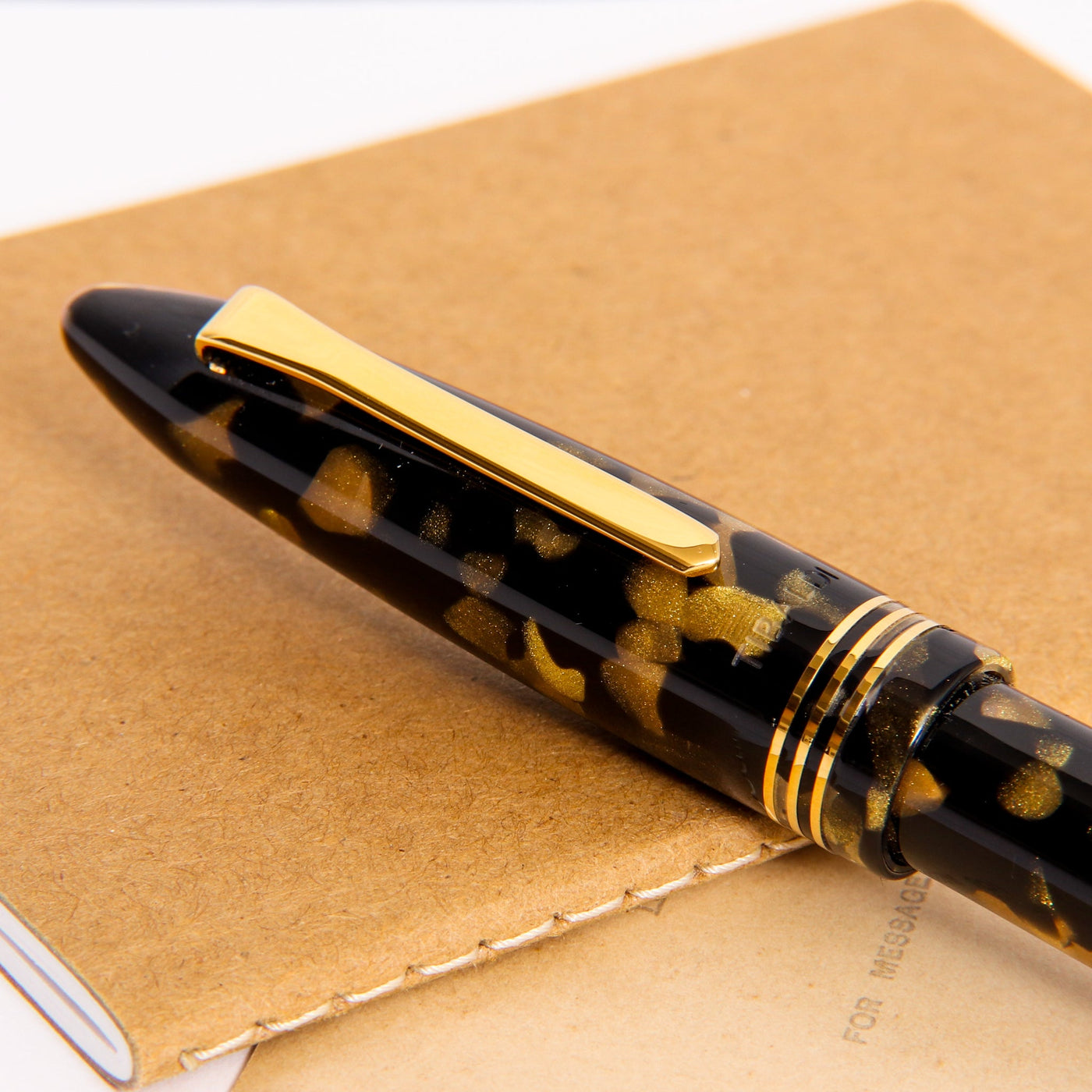 Tibaldi-Bononia-Black-Gold-Fountain-Pen-Clip