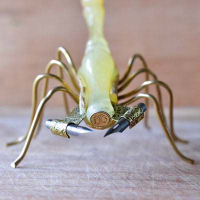 Honey Cream Oblique Scorpion Calligraphy Pen - Ornate Design