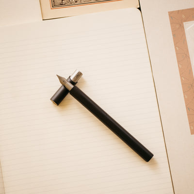 Venvstas Magna Piston Fountain Pen