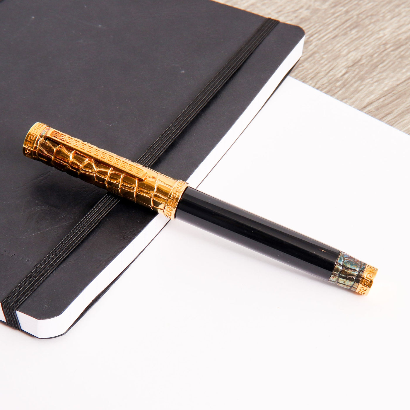 Versace-Large-Medusa-Black-&-Gold-Vermeil-Fountain-Pen-by-Omas-Capped