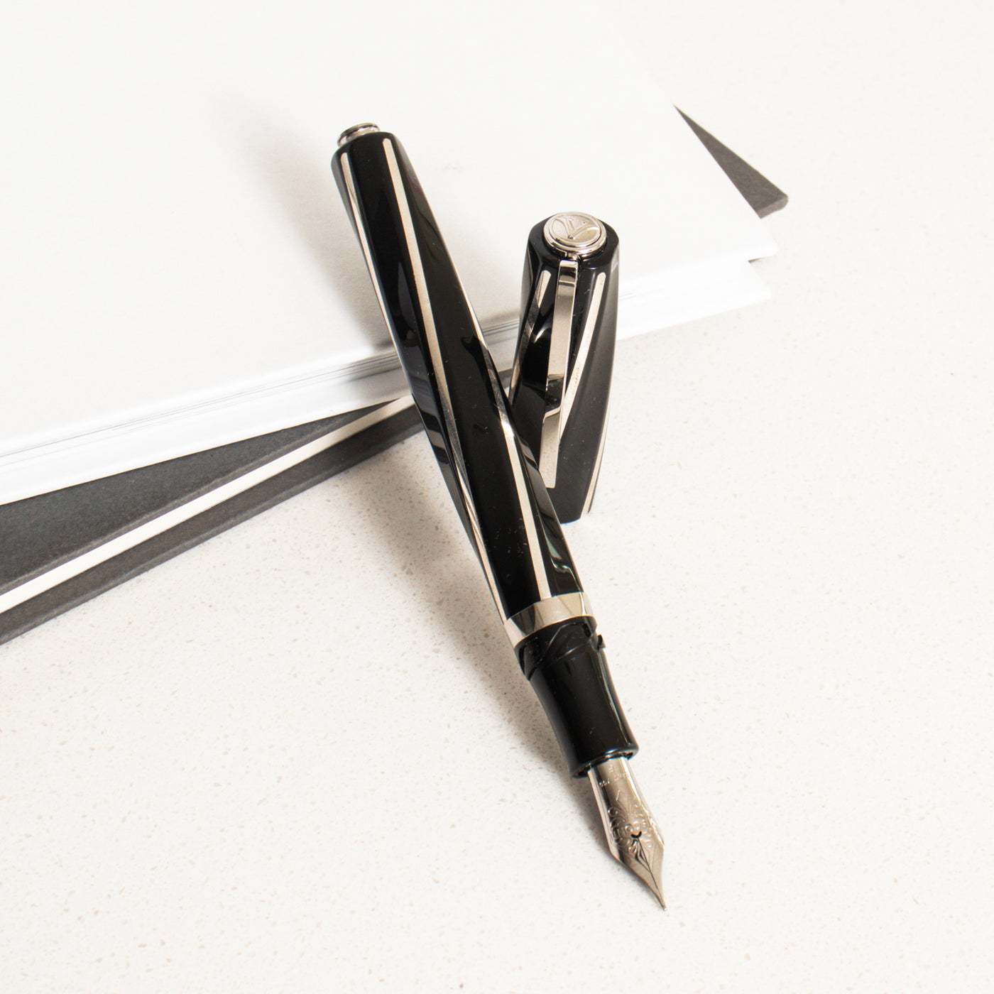 Visconti Divina Black Fountain Pen