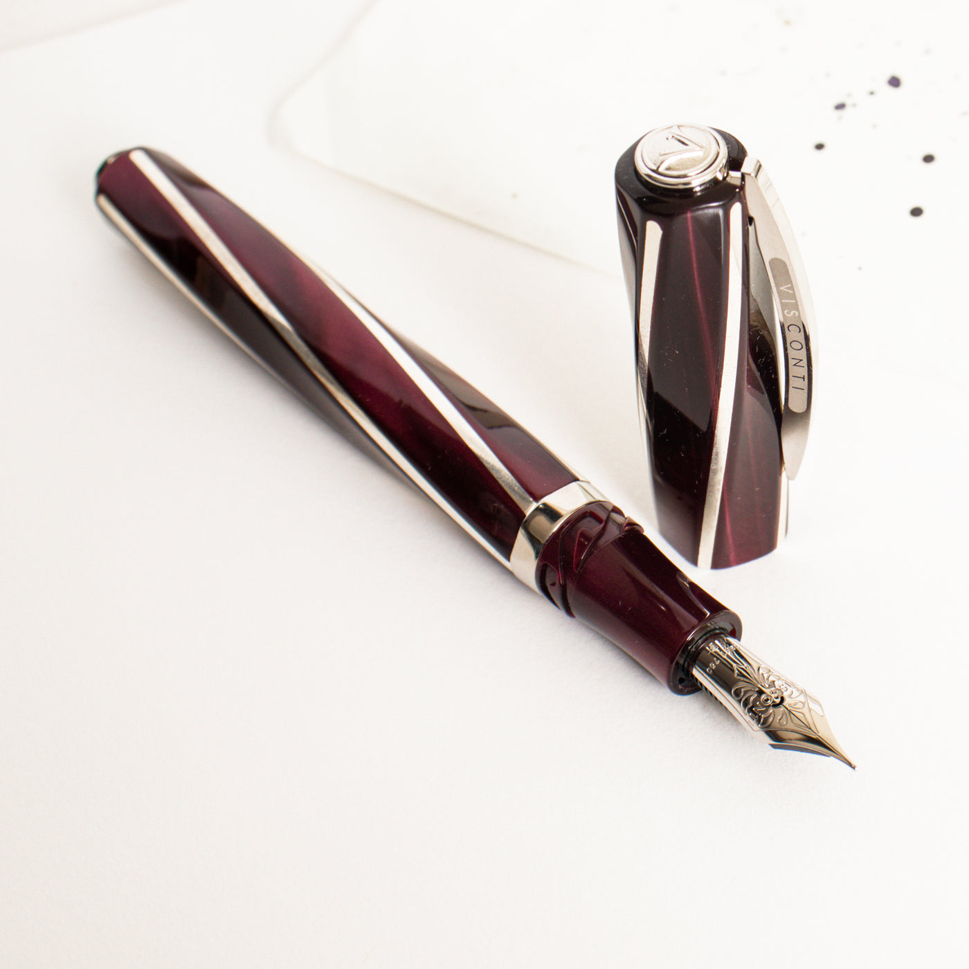 Visconti Divina Elegance Bordeaux Fountain Pen