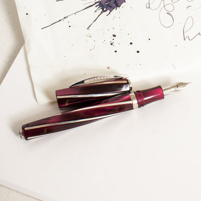 Visconti Divina Elegance Bordeaux Fountain Pen