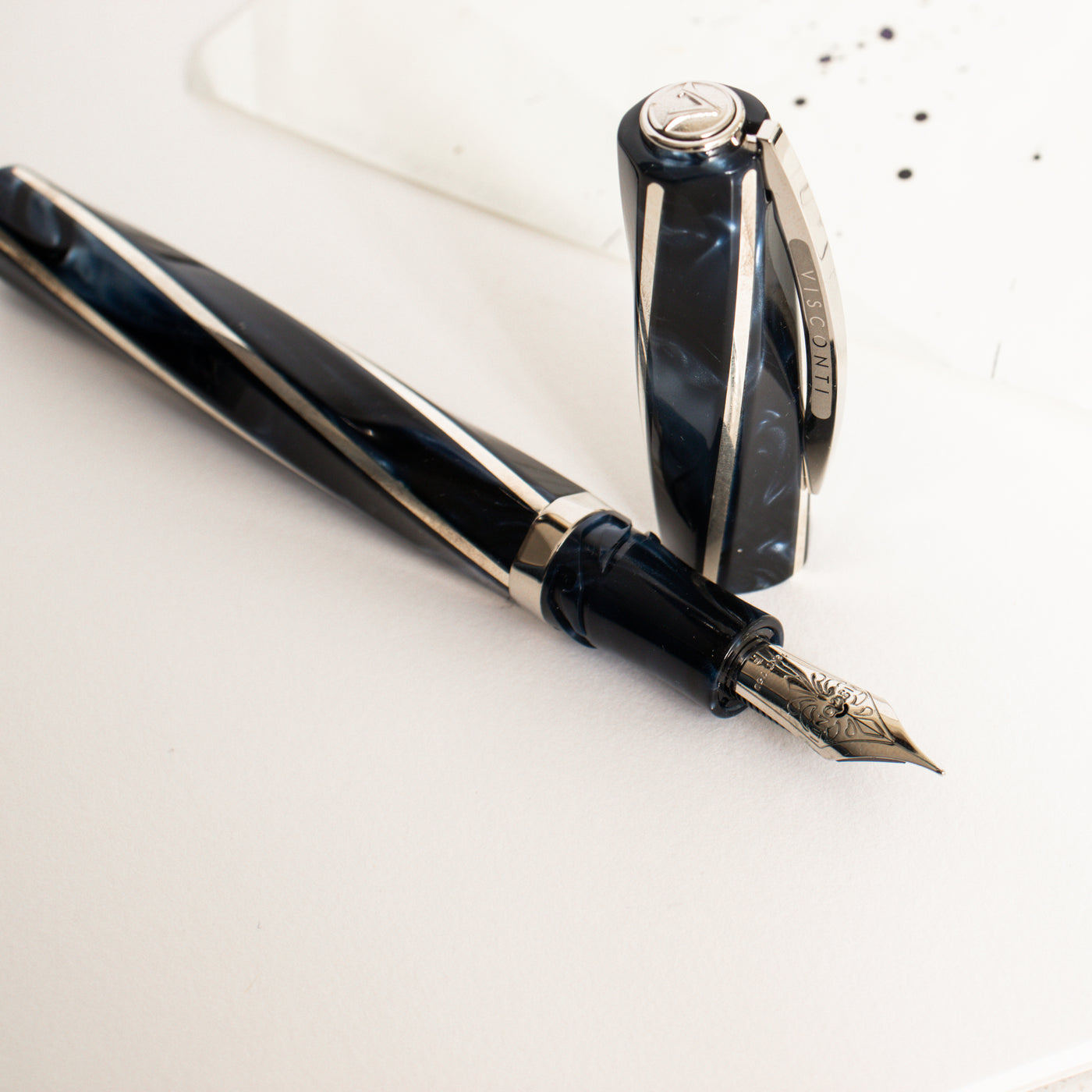 Visconti Divina Elegance Imperial Blue Fountain Pen