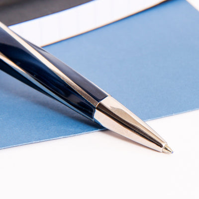 Visconti-Divina-Imperial-Blue-Ballpoint-Pen-Tip