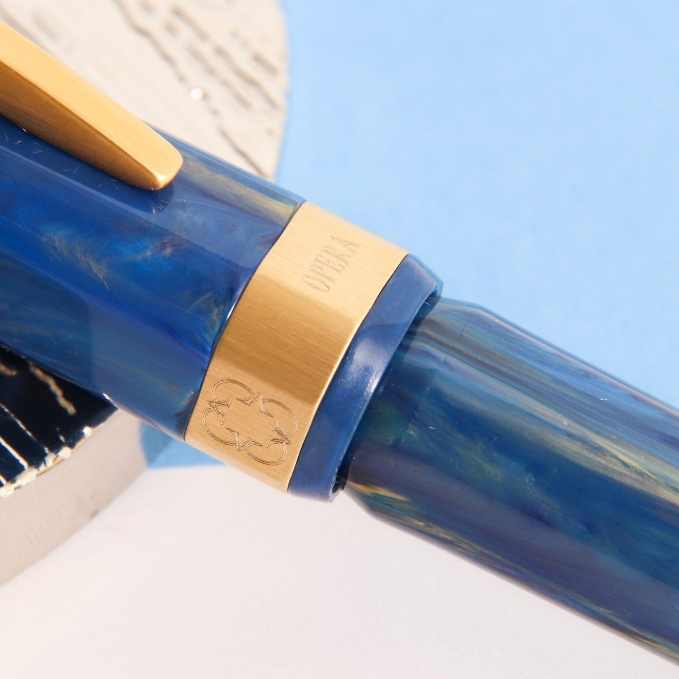 Visconti-Opera-Gold-Blue-Fountain-Pen-Center-Band