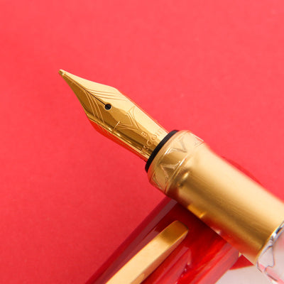 Visconti-Opera-Gold-Red-Fountain-Pen-Gold-Plated-Nib