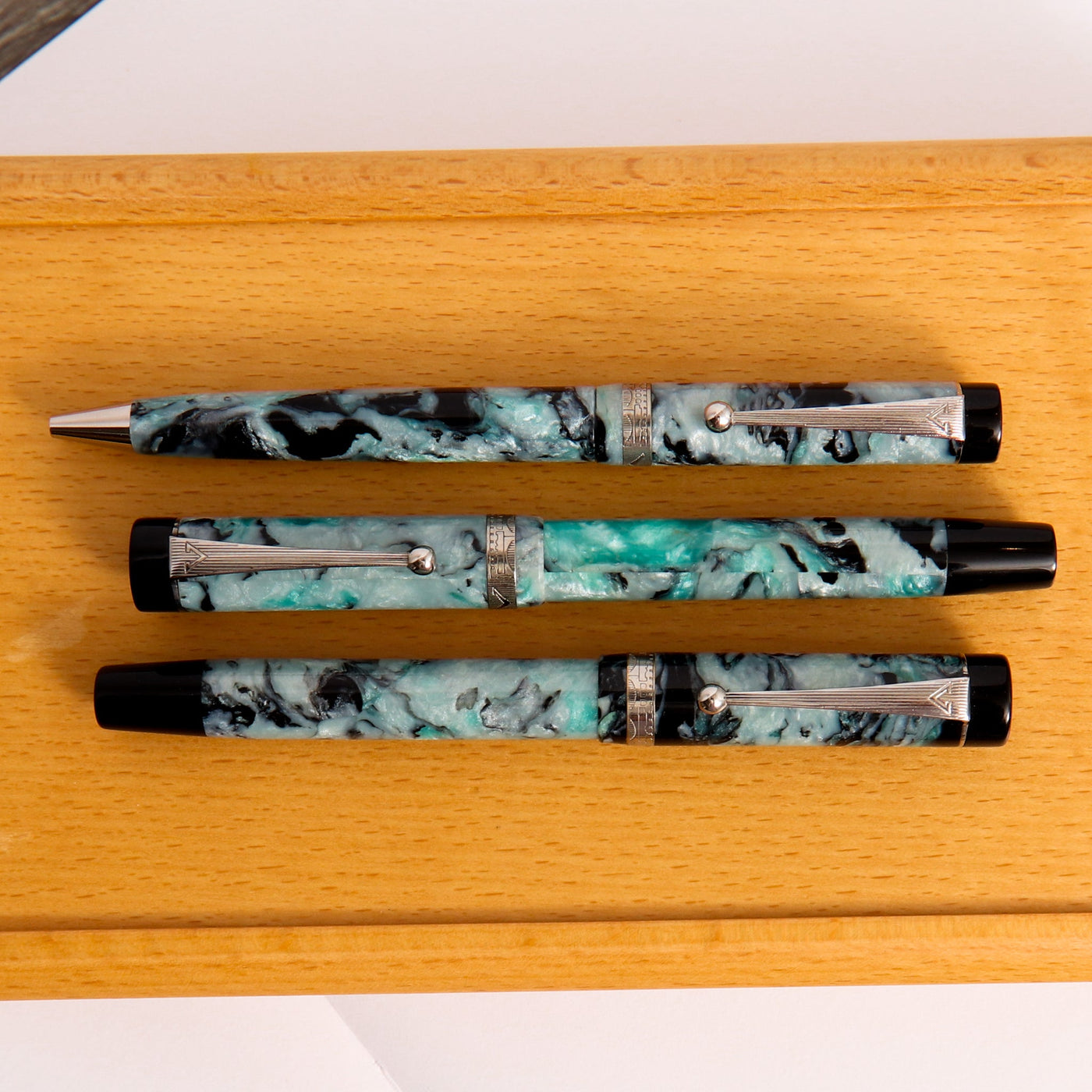 Visconti Ponte Vecchio Granite Fountain Pen Set Capped