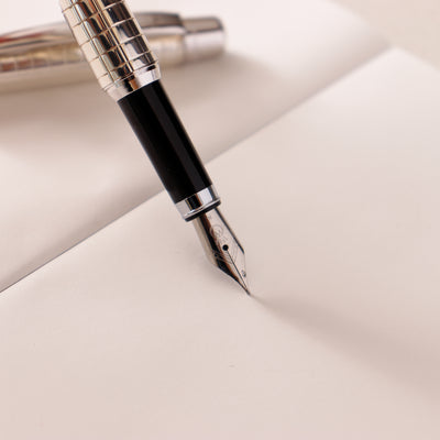 Waldmann Concorde Square Pattern Fountain Pen