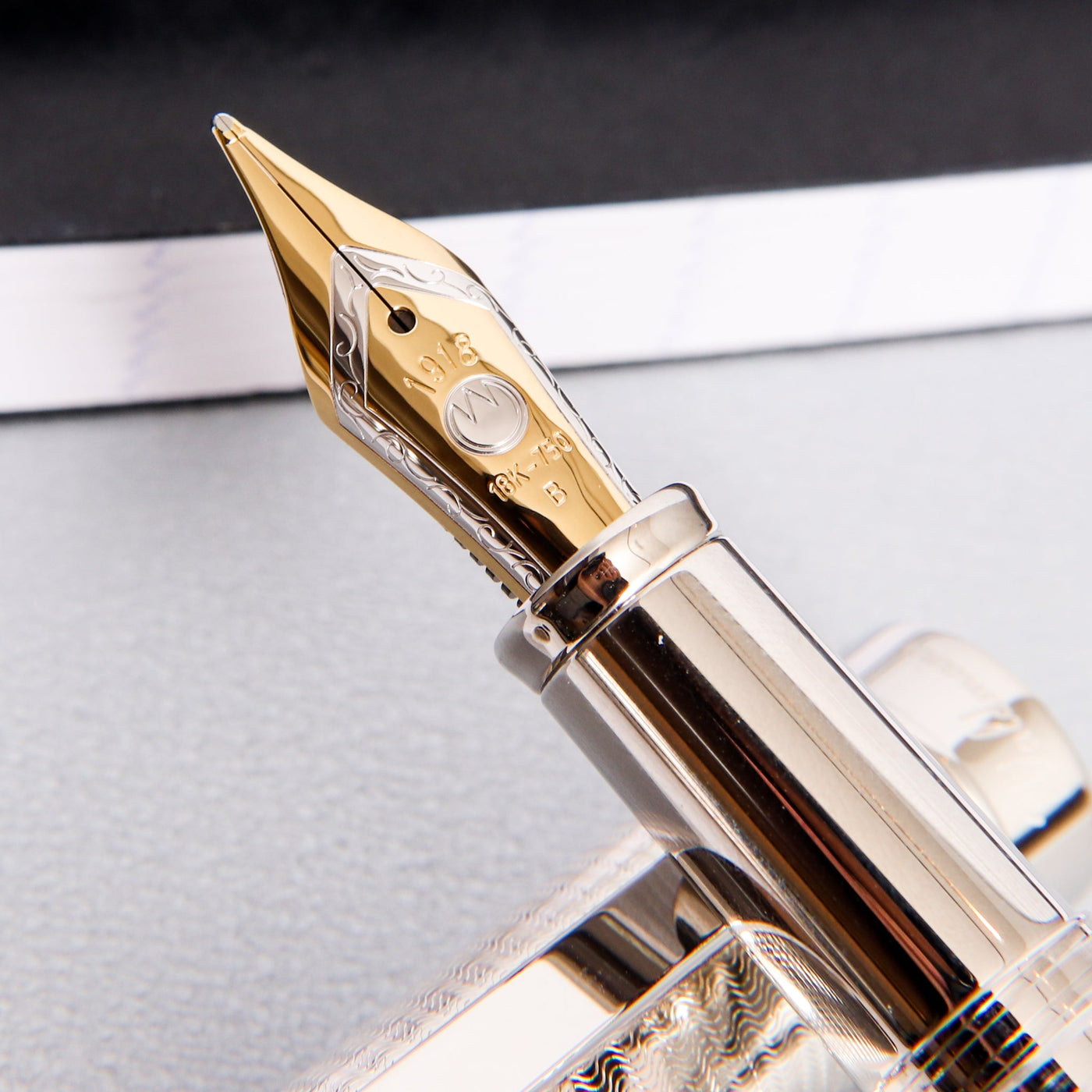 Waldmann Grandeur Black Fountain Pen 18k Gold Nib