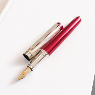 Waldmann Grandeur Burgundy Pinstripe Fountain Pen