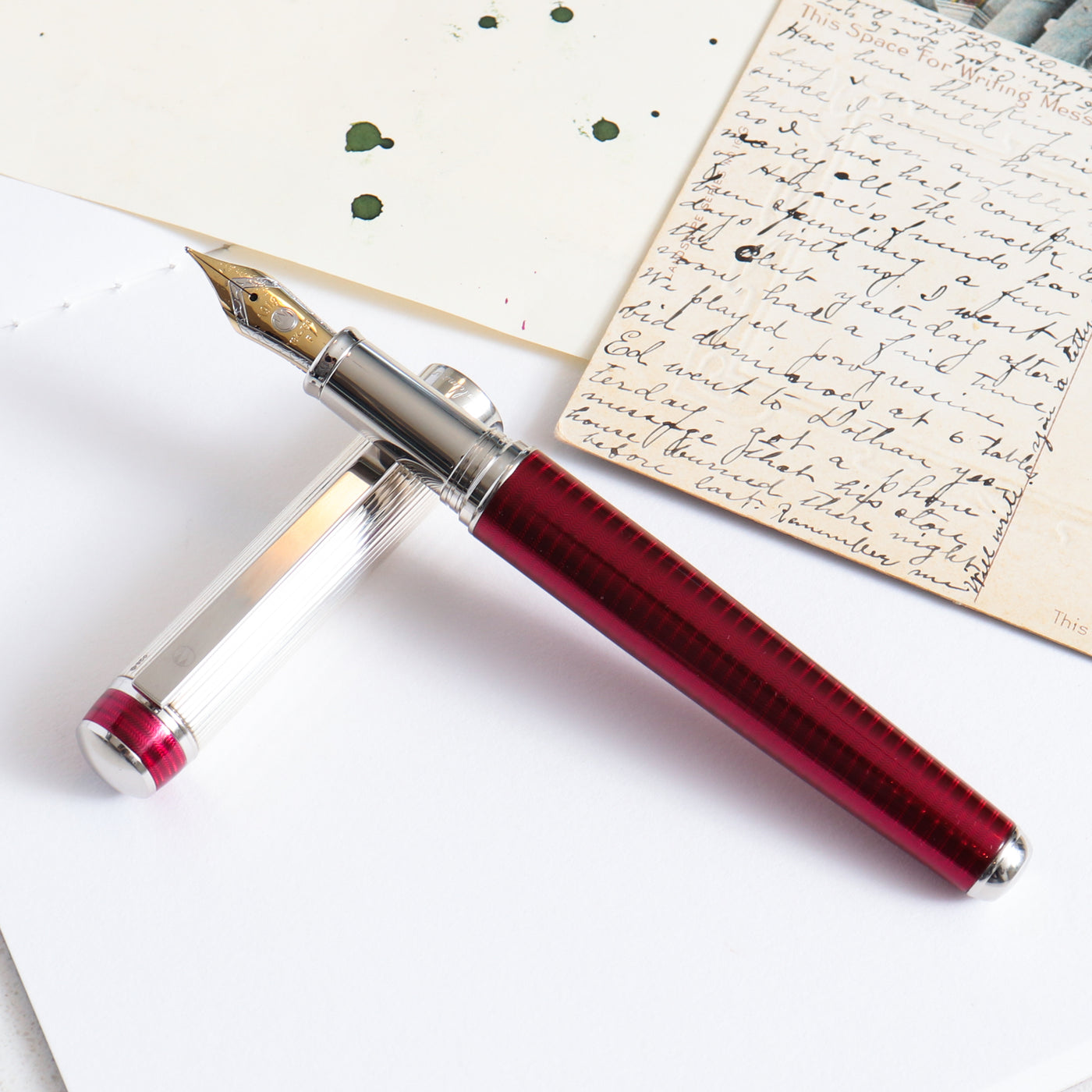 Waldmann Grandeur Burgundy Pinstripe Fountain Pen