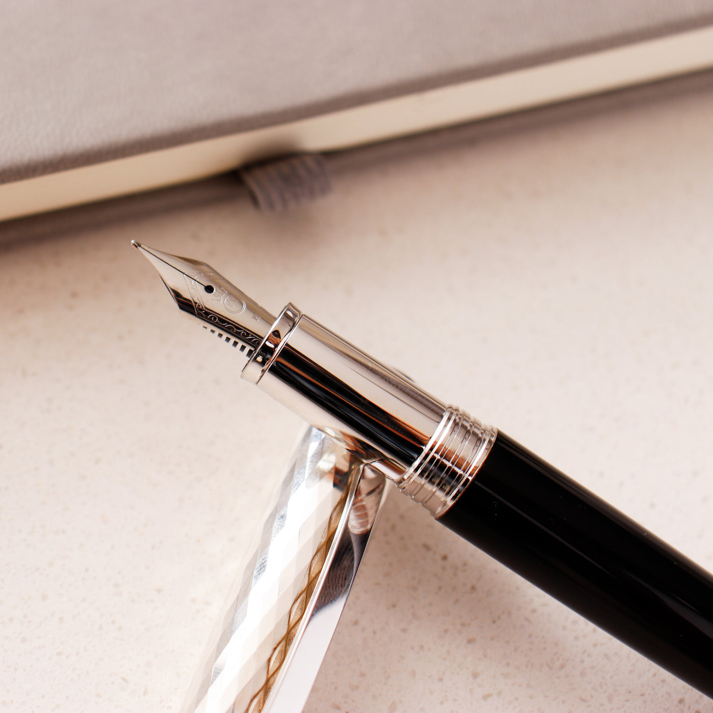 Waldmann Precieux Diamond Cut Wave Pattern Fountain Pen