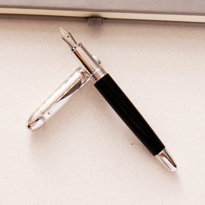 Waldmann Precieux Diamond Cut Wave Pattern Fountain Pen