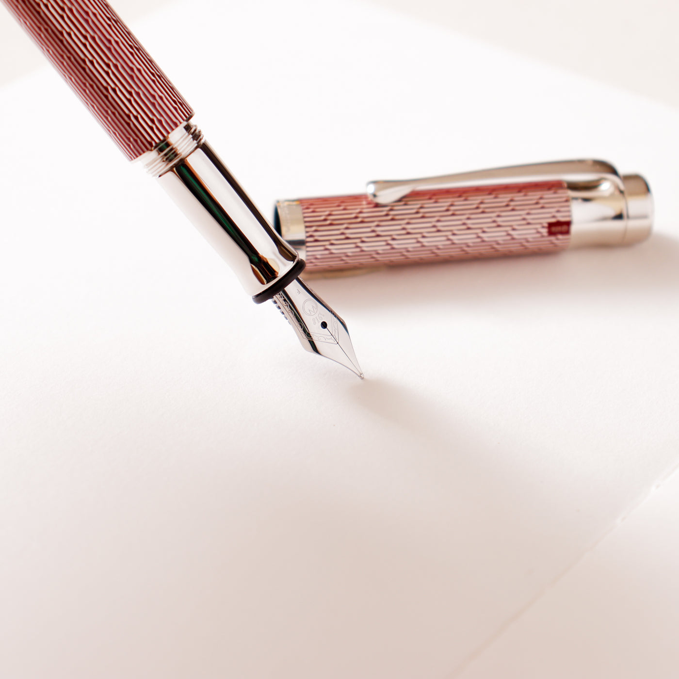 Waldmann Tango Imagination Brilliant Burgundy Fountain Pen