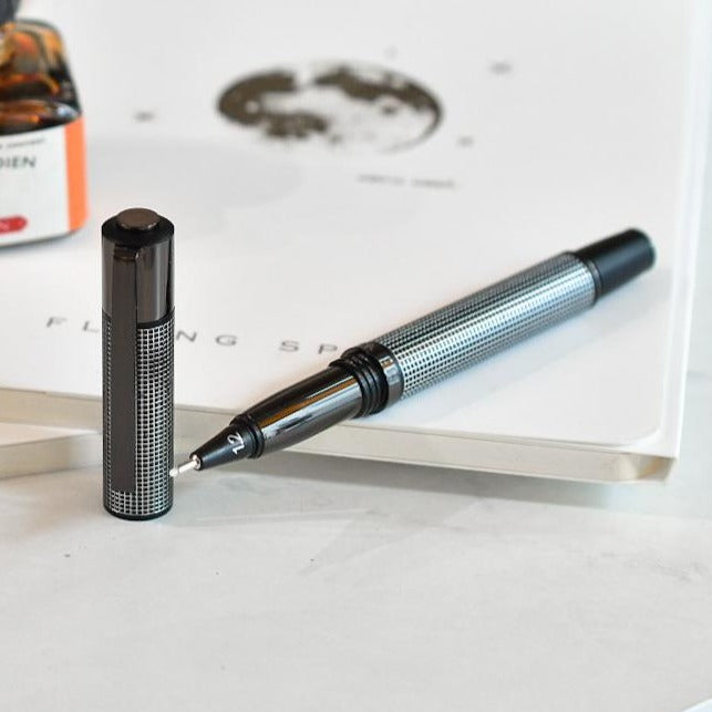 Yookers Metis Silver Grid Pattern Gunmetal Trim Fiber Pen