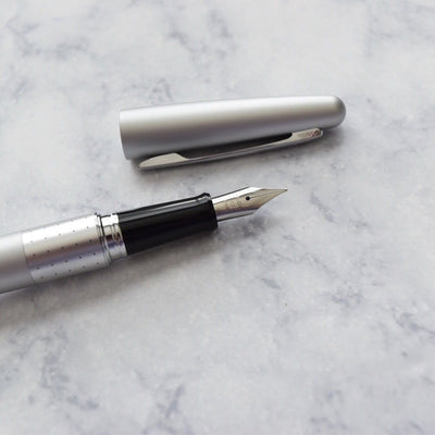 Pilot Metropolitan Silver with Dots Pattern Fountain Pen-Pilot-Truphae